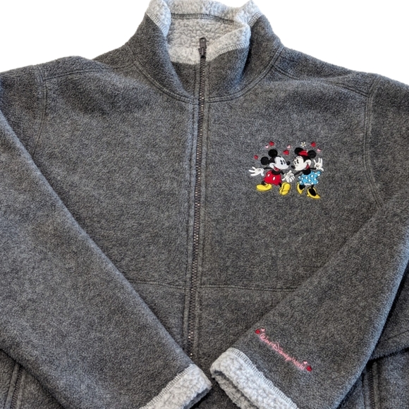 Disney Mickey And Minnie Hearts Valentine's Fuzzy Full Zip Jacket Size Medium - Picture 3 of 6